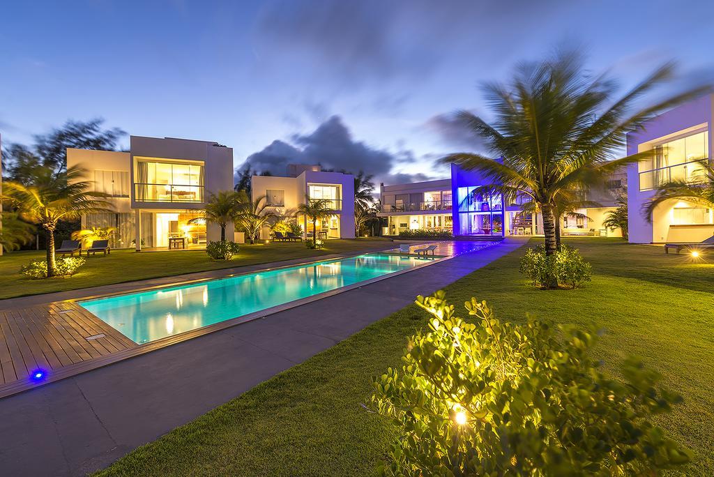 B Blue Beachouses Itacimirim Bagian luar foto